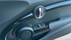 MINI Hatchback 135kW Cooper S Level 2 33kWh 3dr Auto Electric Hatchback